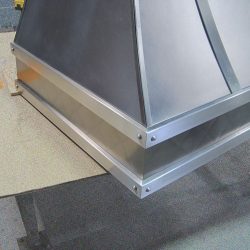 Silver Star Metal Fabricating Inc. - Exhaust Hood Corner Zoom