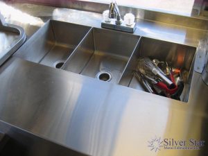 Silver Star Metal Fabricating Inc. – Food Trucks – Our Customers – Untitled Food Truck