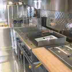 Silver Star Metal Fabricating Inc. – Food Trucks – Our Customers – Untitled Food Truck