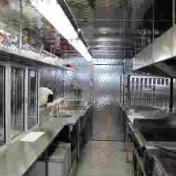 Silver Star Metal Fabricating Inc. – Food Trucks – Our Customers – Bench On The Go (Niagara College)