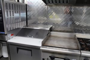 Silver Star Metal Fabricating Inc. – Food Trucks – Our Customers – Bench On The Go (Niagara College)