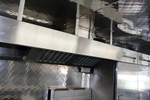 Silver Star Metal Fabricating Inc. – Food Trucks – Our Customers – Bench On The Go (Niagara College)