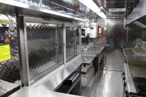 Silver Star Metal Fabricating Inc. – Food Trucks – Our Customers – Lucky Luciano's (formerly Rotstein Fresswagen)