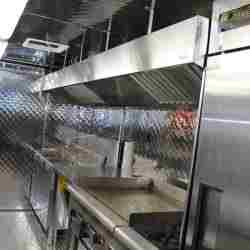 Silver Star Metal Fabricating Inc. – Food Trucks – Our Customers – Lucky Luciano's (formerly Rotstein Fresswagen)