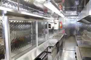 Silver Star Metal Fabricating Inc. – Food Trucks – Our Customers – Lucky Luciano's (formerly Rotstein Fresswagen)