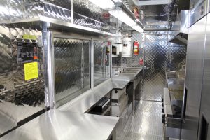 Silver Star Metal Fabricating Inc. – Food Trucks – Our Customers – Lucky Luciano's (formerly Rotstein Fresswagen)