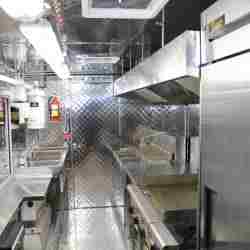 Silver Star Metal Fabricating Inc. – Food Trucks – Our Customers – Lucky Luciano's (formerly Rotstein Fresswagen)