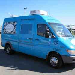 Silver Star Metal Fabricating Inc. – Food Trucks – Our Customers – Curbside Bliss Gourmet Cupcakes