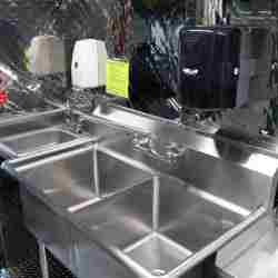 Silver Star Metal Fabricating Inc. – Food Trucks – Our Customers – Fit to Grill