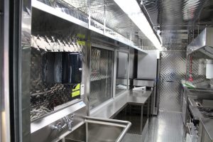 Silver Star Metal Fabricating Inc. – Food Trucks – Our Customers – Made by Brazil (by Mata Bar)