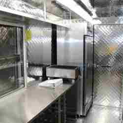 Silver Star Metal Fabricating Inc. – Food Trucks – Our Customers – Made by Brazil (by Mata Bar)