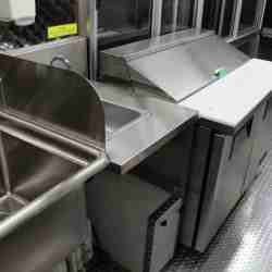 Silver Star Metal Fabricating Inc. – Food Trucks – Our Customers – The Sizzling Stick