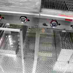 Silver Star Metal Fabricating Inc. – Food Trucks – Our Customers – Untamed Chef