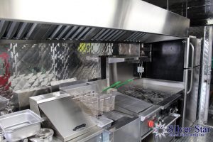 Silver Star Metal Fabricating Inc. – Food Trucks – Our Customers – Trochilus Gourmet Jamaican Jerk Chicken