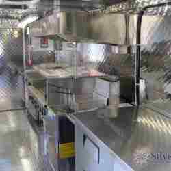 Silver Star Metal Fabricating Inc. – Food Trucks – Our Customers – Me.n.u. Food Truck (formerly Stuft Gourmet Sausages)
