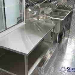 Silver Star Metal Fabricating Inc. – Food Trucks – Our Customers – SliderBOSS Gourmet Burgers & Fries