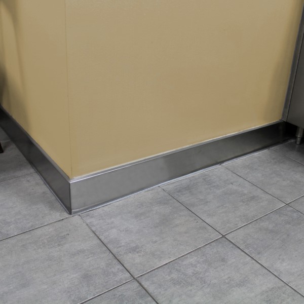 http://www.silverstarmetal.com/wp-content/uploads/2017/02/SilverStar-big-square_baseboards.jpg